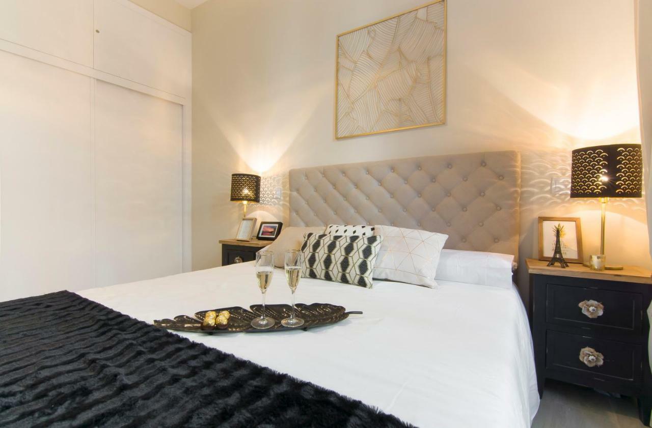 Sol Luxury Suites Madri Exterior foto