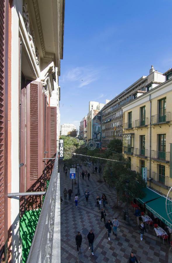 Sol Luxury Suites Madri Exterior foto