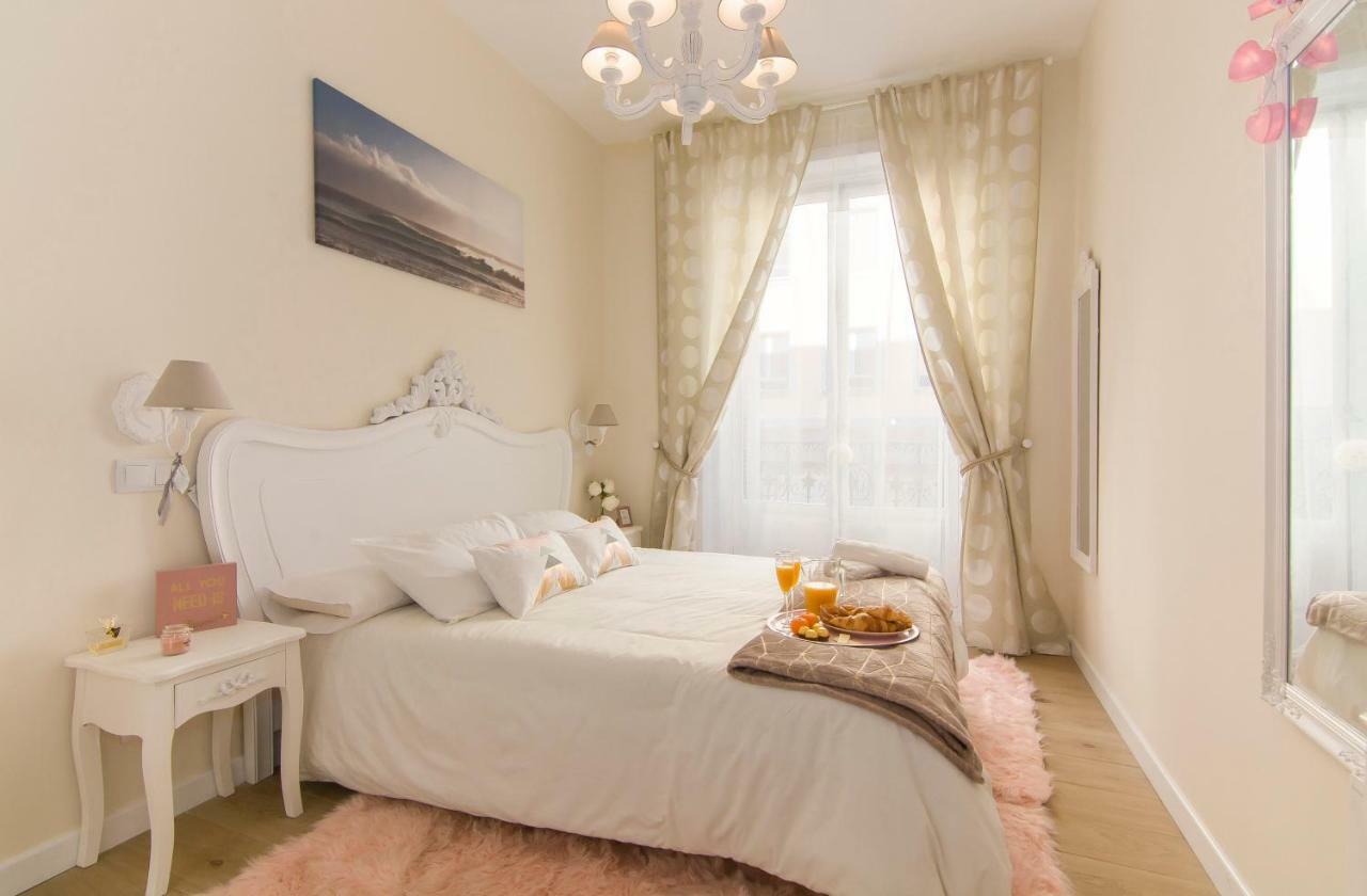 Sol Luxury Suites Madri Exterior foto