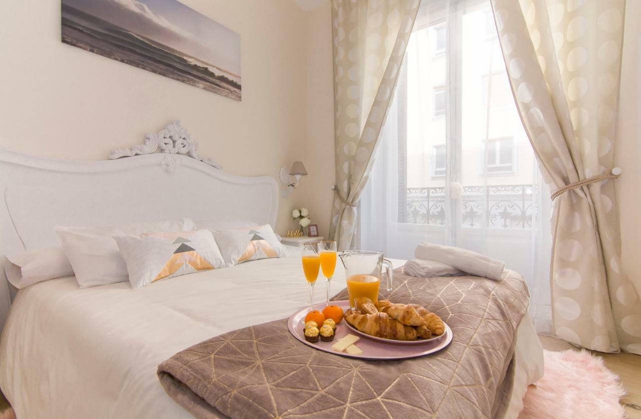 Sol Luxury Suites Madri Exterior foto